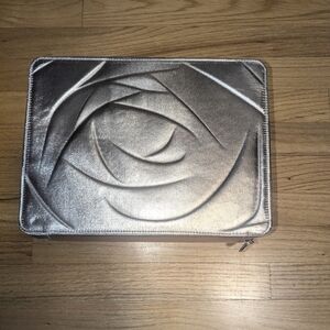 $5 Lancome 2024 Holiday Travel Case